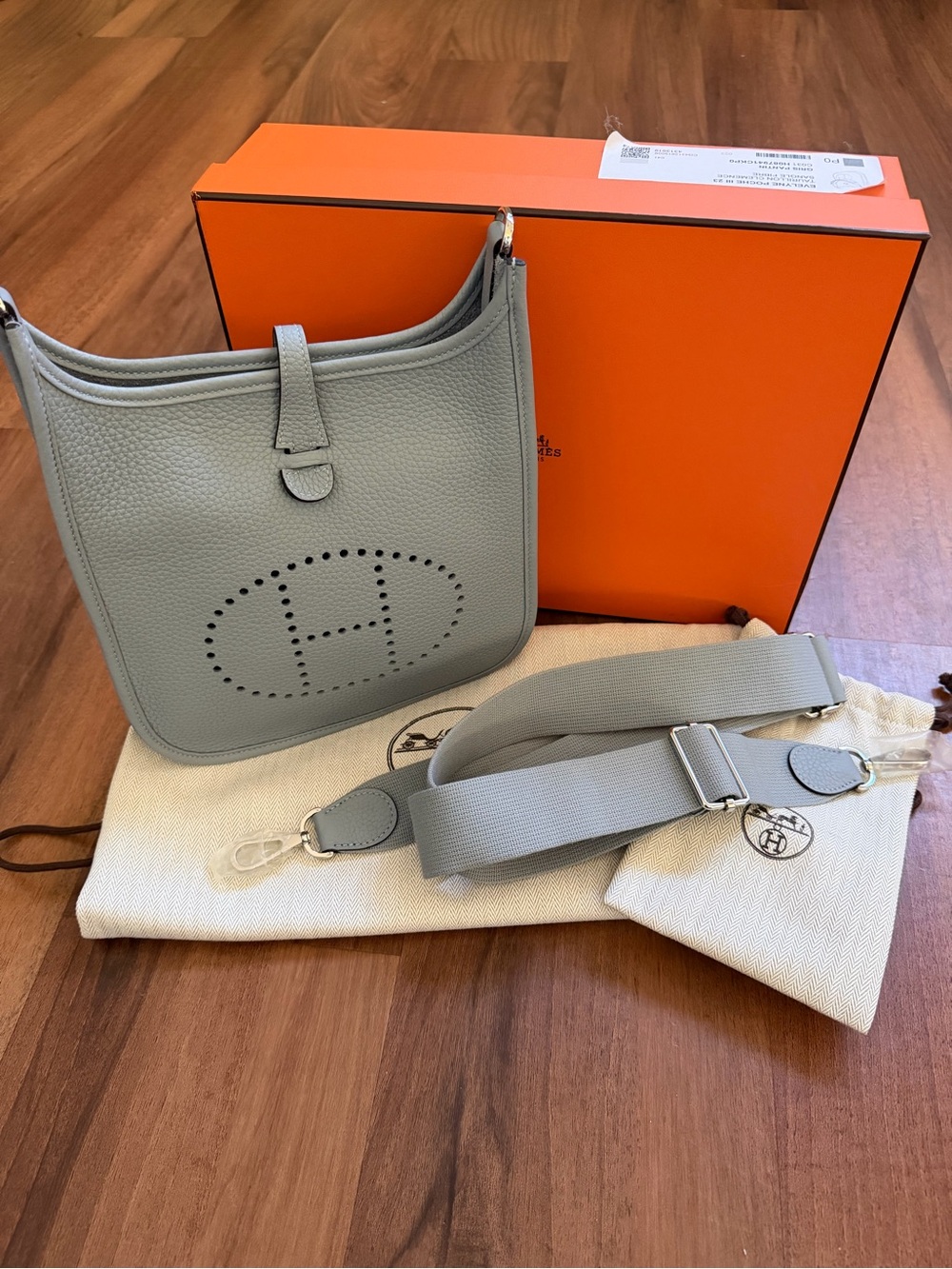 Hermes Gray Evelyne III 23 Shoulder Bag